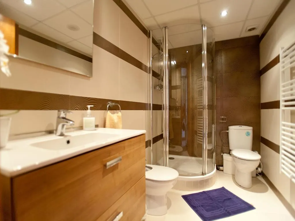 Bed And Breakfast En Salou Couette-café