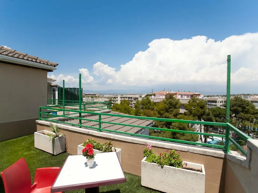 Bed And Breakfast En Salou Couette-café
